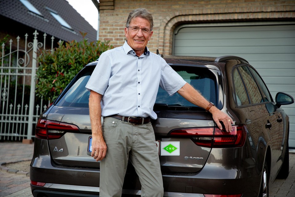 Hendricus Janssen uit As investeerde vier jaar geleden in een Audi A4 op CNG. “Er bestaan voor CNG geen maximumprijzen zoals bij diesel en benzine.” 