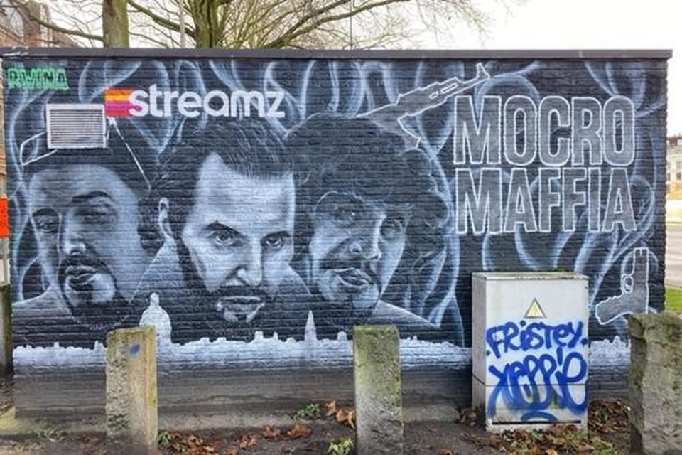 De publiciteitscampagne voor Mocro Maffia op de Vlaamsekaai 