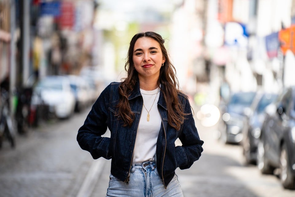 Amina Vandenheuvel (22), Vlaams Parlementslid voor PVDA.