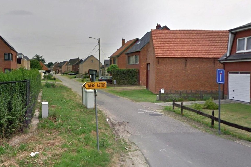 Het smalle Groenhuis krijgt nieuwe riolering, een nieuw wegdek en een deel van de fietsostrade Herentals-Balen.