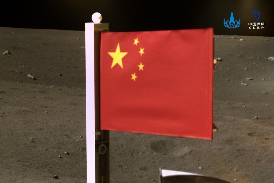 Eind 2020 plaatste China al een vlag op de maan 