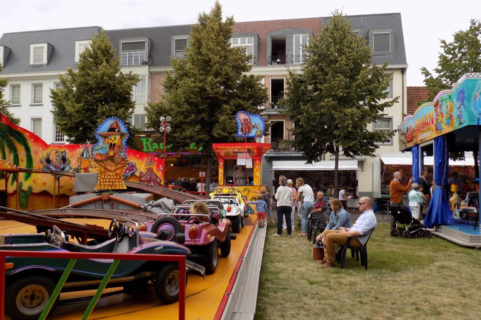 De kermis in Vosselaar gaat dit jaar door.