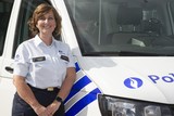 thumbnail: Met Marleen Hellemans waait er een nieuwe wind door de Politie Regio Turnhout. Ze zet het werk van haar voorganger door, maar wil ook eigen accenten aanbrengen. “Als het intern goed draait, draait het ook goed op het terrein. Gelukkige mensen weten waar ze mee bezig zijn en gaan met vertrouwen naar de burger.”