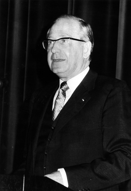 Gouverneur Andries Kinsbergen lustte graag Zandhovense bakharing.