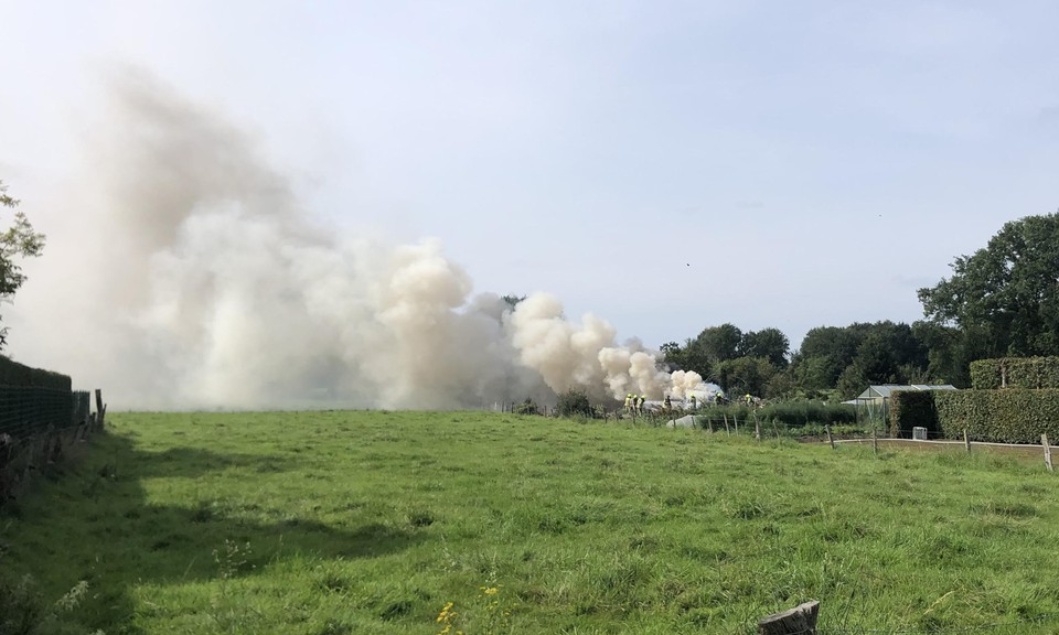 De rook ontwikkeling was af en toe fel.