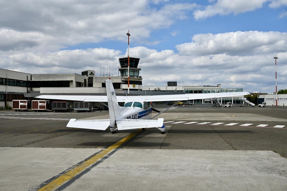 Cessna 172 van Jeugd &amp; Luchtvaart voor de controletoren.