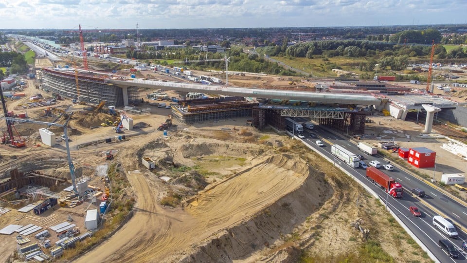 De Oosterweelwerken aan de E17 op Linkeroever gaan goed vooruit