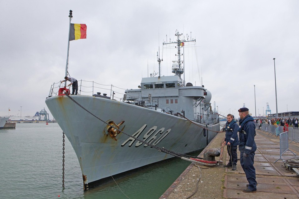 De Godetia had een platform waarop helikopters konden landen, het kon staf, brandstof en water voor andere schepen vervoeren en die combinatie maakte het schip speciaal.