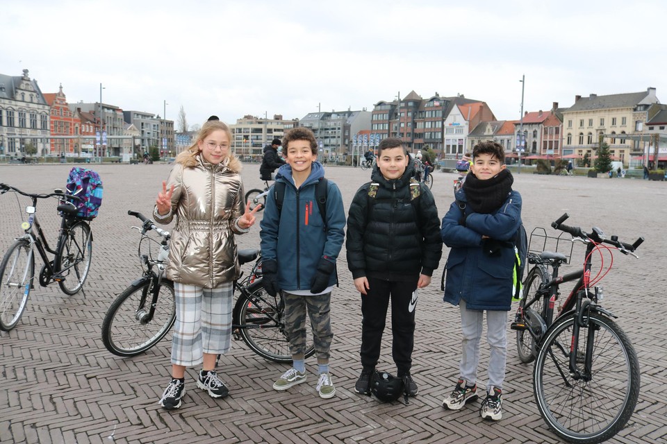 Een ding is zeker. De Sint-Niklazenaren zien een nieuwe Grote Markt wel zitten.