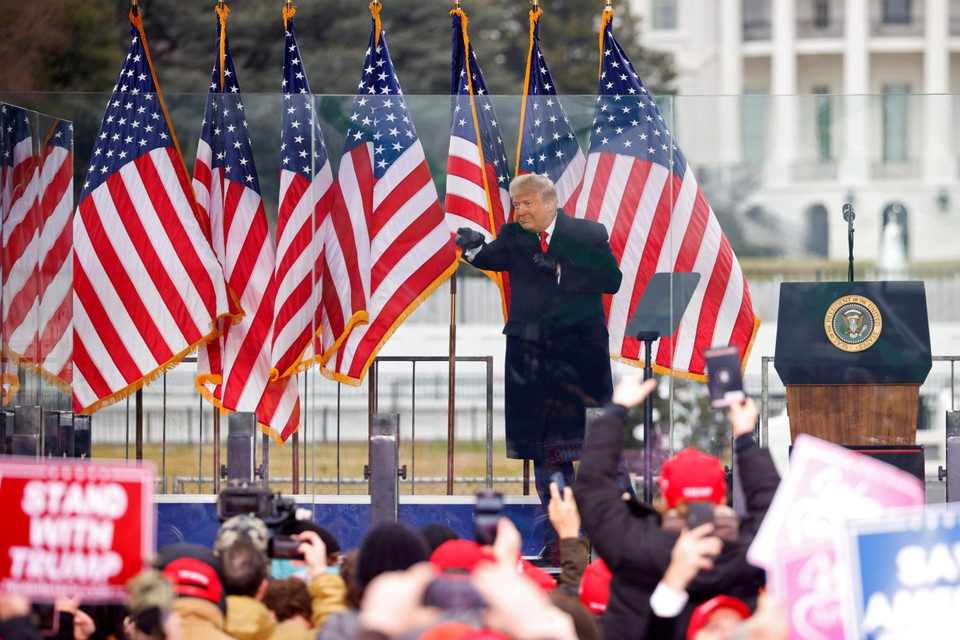 Trump sloeg het advies van zijn advocaten in de wind, en jutte de betogers op 6 januari op.