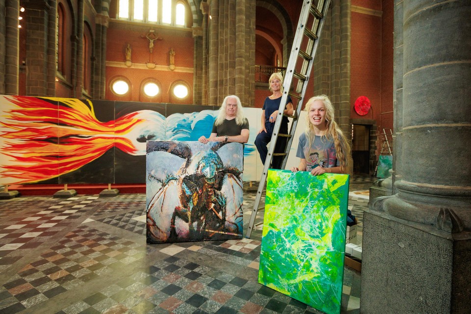 Kunstenaars Patrick Teck, Anne Mariën en Anaïs Rosel stellen tentoon in mARTa in Mechelen. 