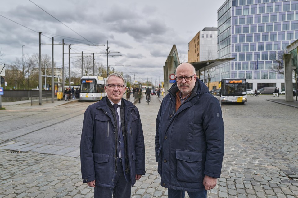 Peter Meukens (TreinTramBus) en Jo Van der Herten (ACV) blijven ondanks alles geloven in De Lijn.