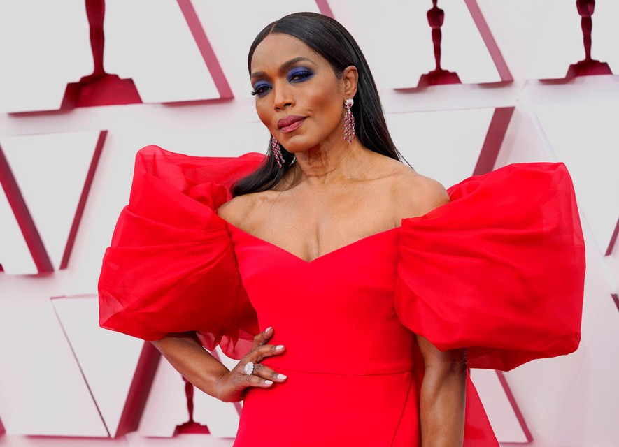 Angela Bassett.
