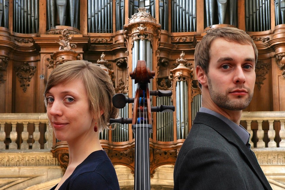 Ellen Van den Brandde en Eert Amerlinck spelen in de kerk van Bornem.