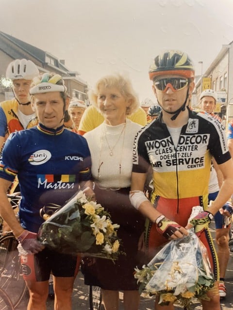 Repro: Jos Vonckx (links) tijdens zijn overwinning bij de masters in Heist-Goor in 1986. 