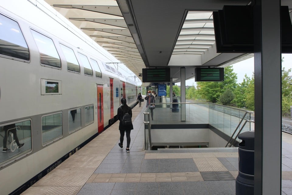 Dealers komen vaak met de trein in het station van Sint-Niklaas terecht, waar ze worden opgewacht door de lokale politie.