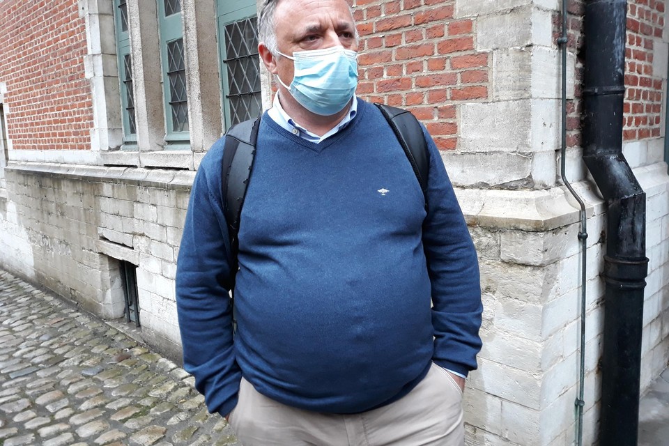 Marc Van Ranst woonde de zitting op de Mechelse rechtbank maandag zelf bij. 
