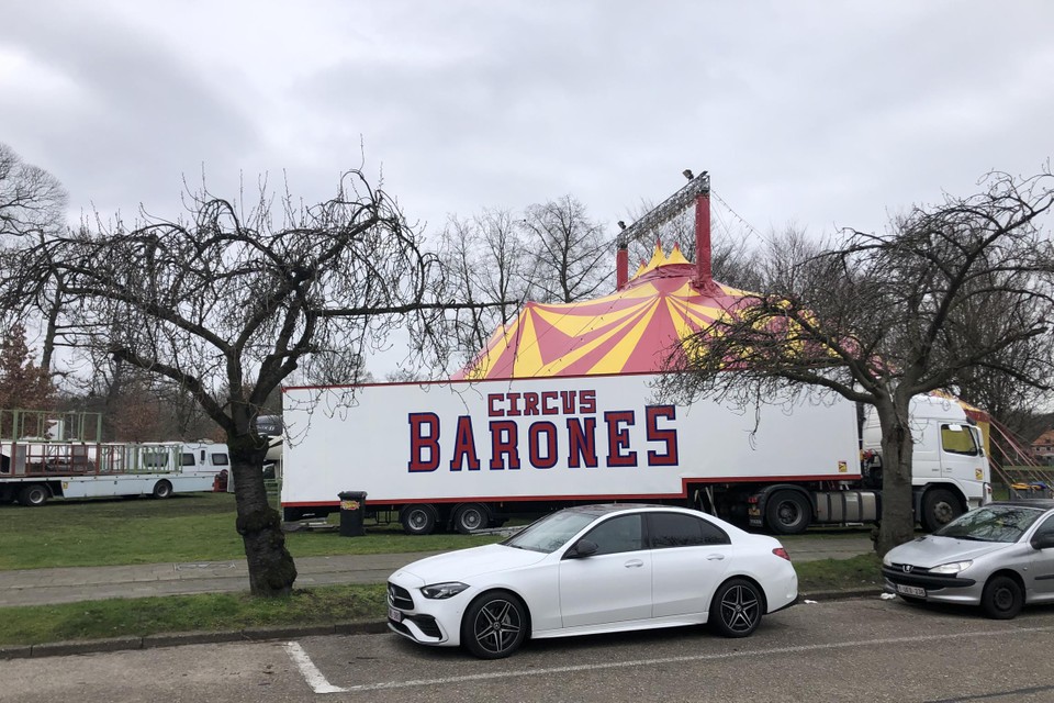 Circus Barones op bezoek.