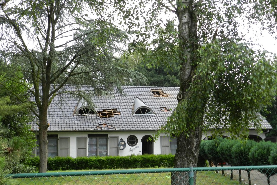 De plantage met 544 cannabisplanten kwam in juni 2019 aan het licht na een brand in deze woning in Vlimmeren.