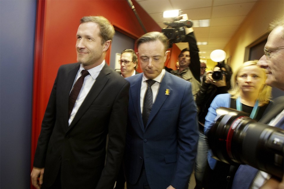PS-voorzitter Paul Magnette en N-VA voorzitter Bart de Wever 