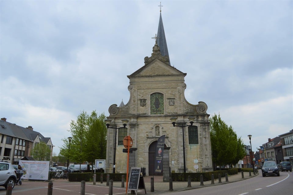 De kerk van Broechem. 