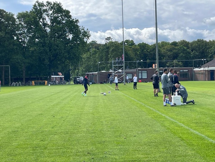 Martin Hongla trainde net als maandag apart.