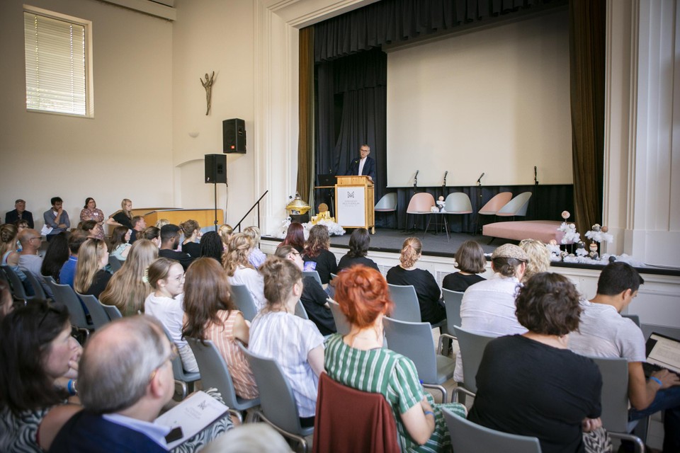 Op de studiedag kwamen psychisch zorgverleners van over heel Vlaanderen spreken en luisteren.