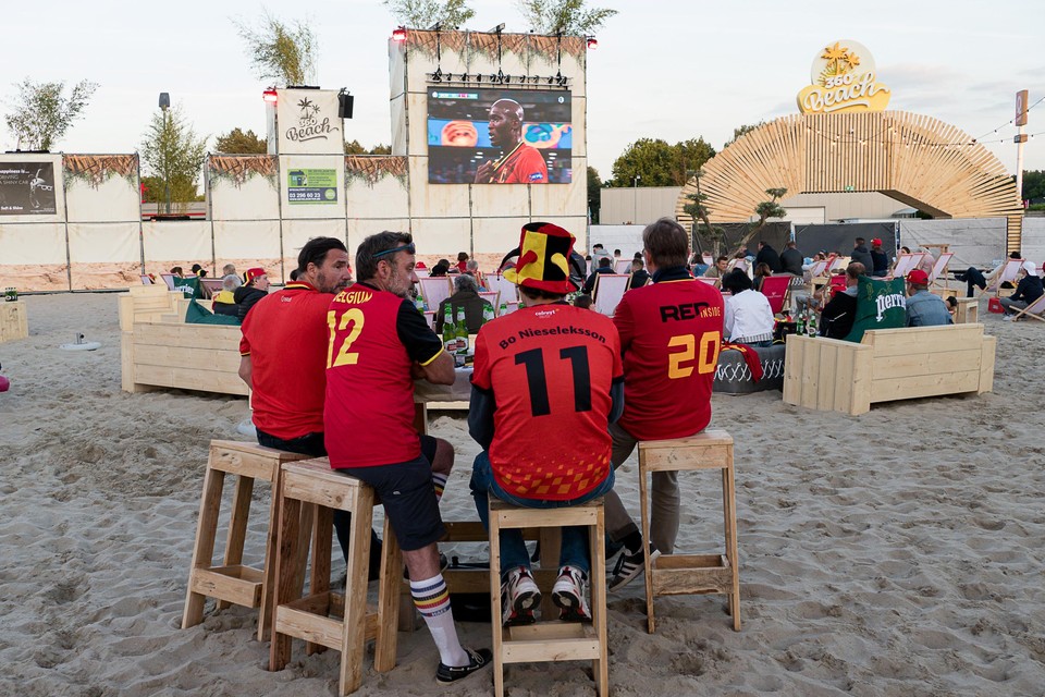 Meteen vol huis in 360 Beach voor de eerste Rode Duivels-match. Donderdag opnieuw?
