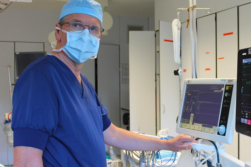 Dr. Guy Schols is medisch diensthoofd Anesthesie van het Imeldaziekenhuis. 
