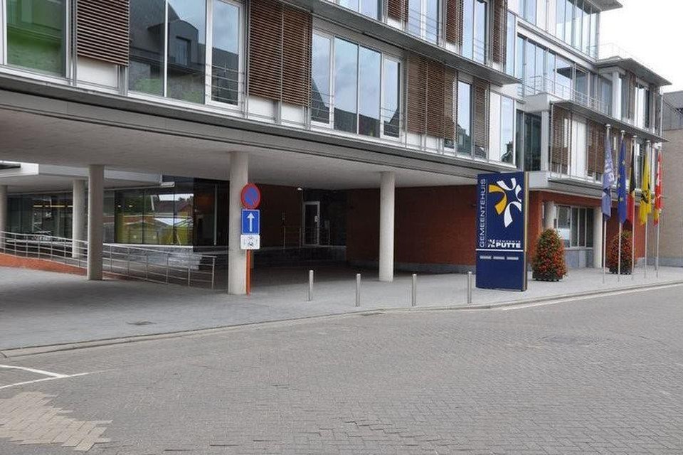 Het gemeenthuis van Putte.
