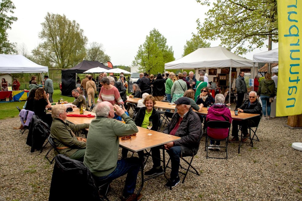 De opening van het overzetseizoen in Oud-Turnhout gaat zondag gepaard met een streekproducentmarktje.