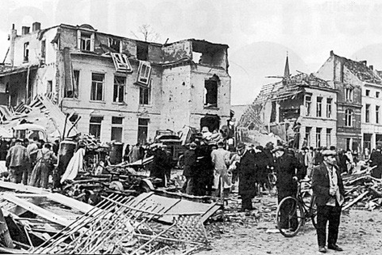 Mortsel anno 1943: Bombardement op fout doelwit kost 936 levens | Gazet van Antwerpen Mobile