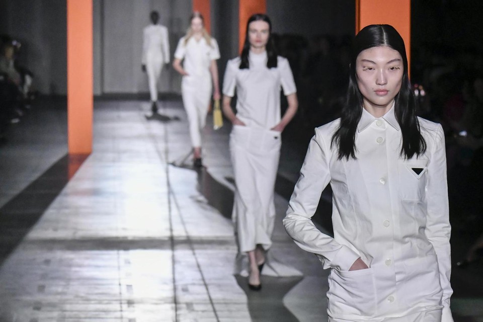 De modeshow van Prada tijdens Milan Fashion Week.