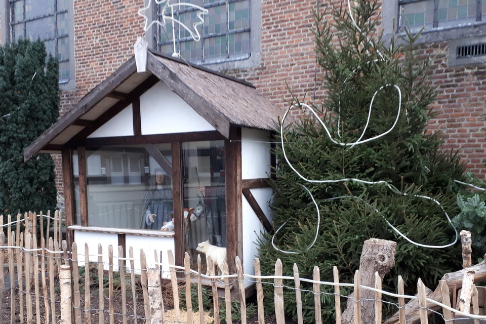 De kerststal in Beezel, waar de wandeling van Davidsfonds Putte-Beerzel-Grasheide-Peulis vertrekt en aankomt.