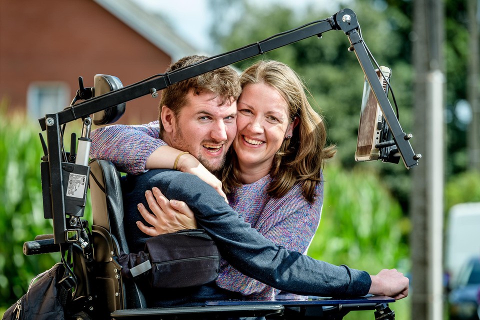 Rob en Kelly doen dinsdagavond hun verhaal in het Eén-programma .