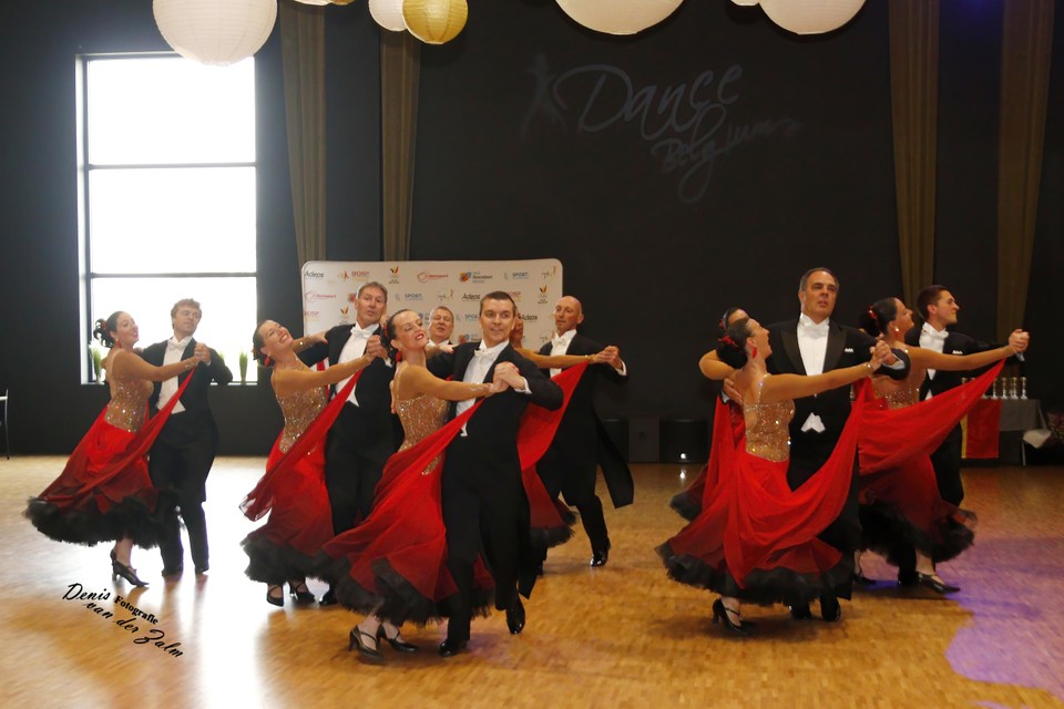 De wedstrijd vindt plaats in de vroegere dansclub Baila, die nu DanZation heet.