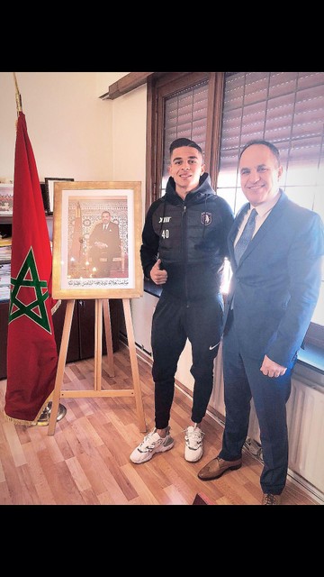 Ilias Sebaoui avec Brahim Rizki, le consul de l'ambassade du Maroc à Hoboken. 