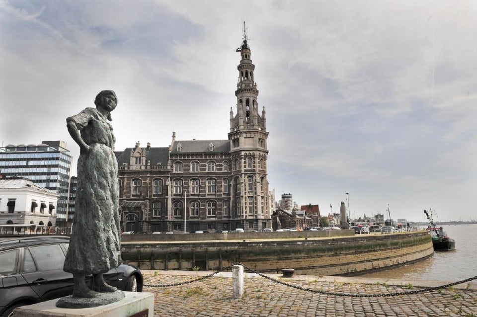 De locatie van het Loodswezen in Antwerpen bleek een dure optie.