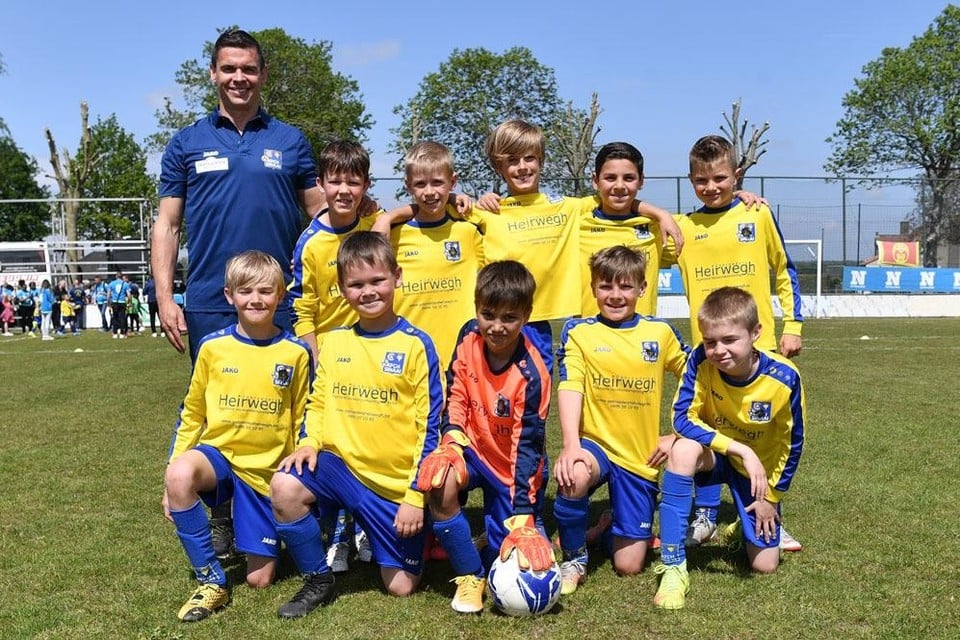 GU10 Herleving Sinaai trekken naar het Freethielstadion in Waasland-Beveren voor hun nationale finale Jeugdcup Het Nieuwsblad