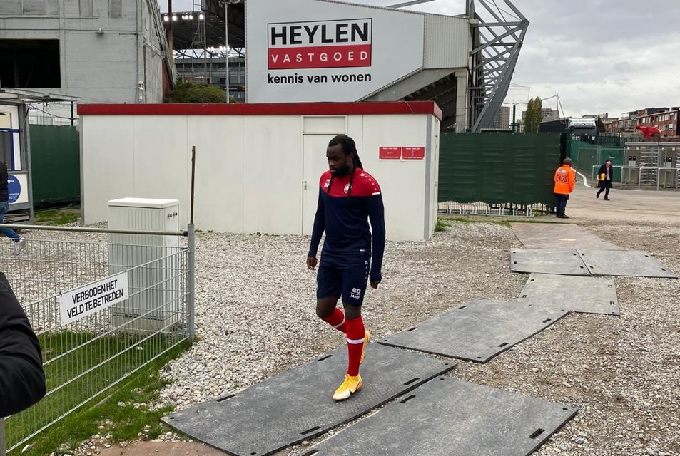 Jordan Lukaku was woensdag voor het eerst te zien op training bij Antwerp.