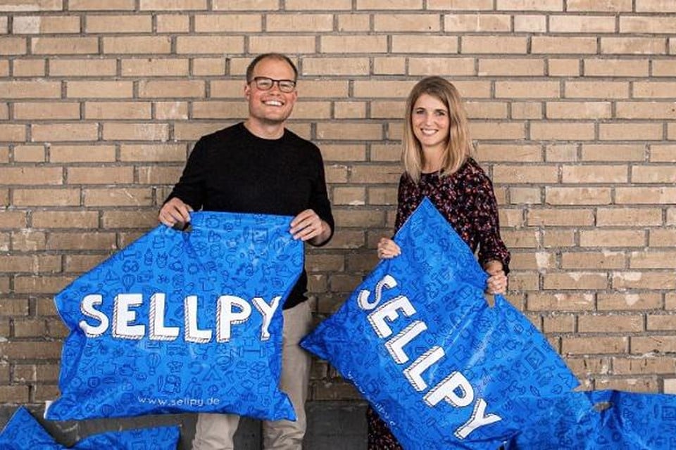 CEO Michael Arnör van Sellpy en Nanna Andersen van H&M.