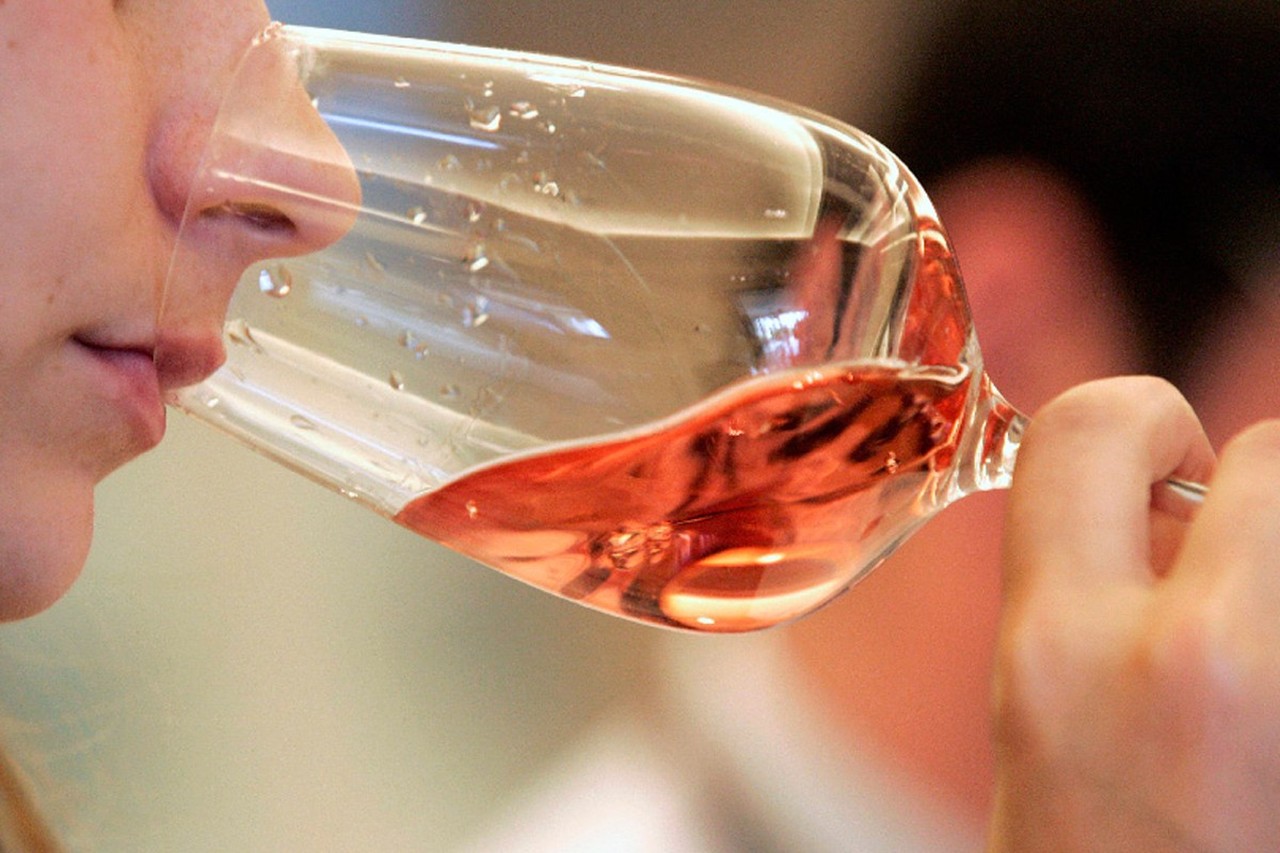 breed royalty schreeuw Rosé wijn ongekend populair: "Een wijn om snel op te drinken" | Gazet van  Antwerpen Mobile