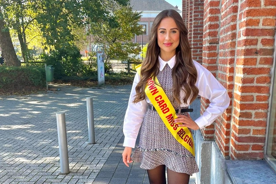 Rahan Selvi Altay (24) baat een schoonheidssalon uit.