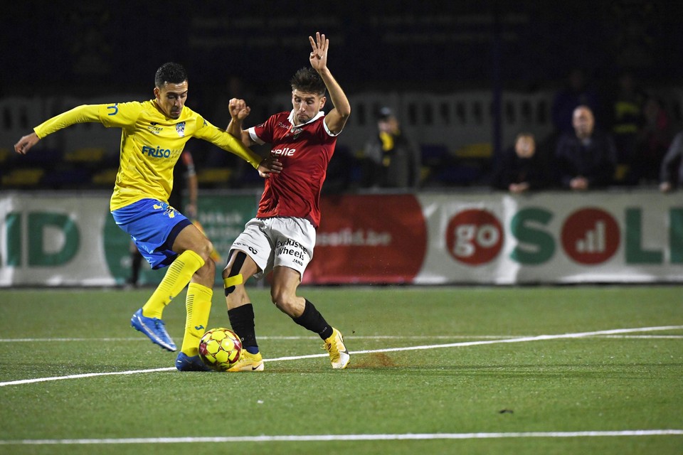 Ibn El Mokadem (Pirates) en Nys (Lyra-Lierse) in duel.