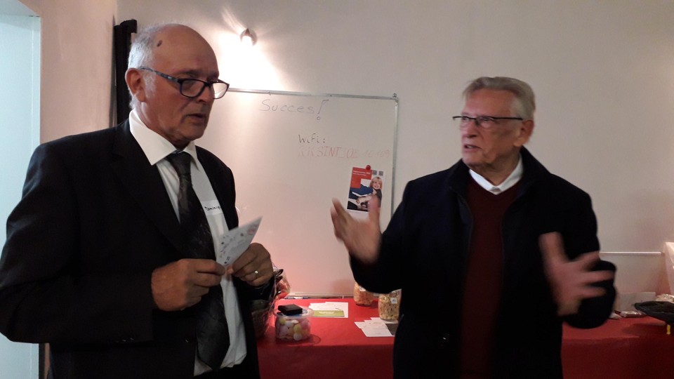 Georges Janssens vertelt over de beginjaren van het Rode Kruis. Hij was mentor van Dominique Ceulemans. 