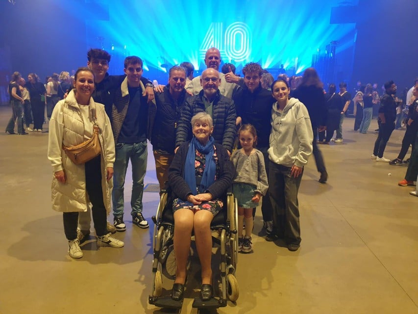 De familie trok met een gezelschap van tien naar het concert in Diest.