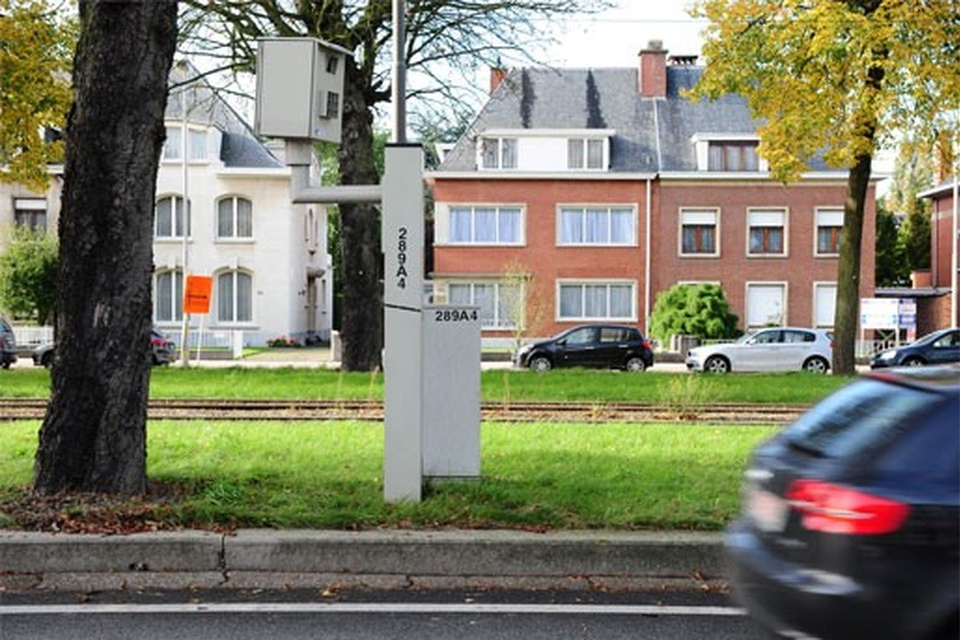 Op de Jan Van Rijswijcklaan werd vorig jaar maar liefst 25.500 keer geflitst.