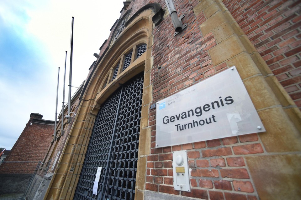 Het zwaar incident vond in augustus 2019 plaats in een cel van de gevangenis in Turnhout. 