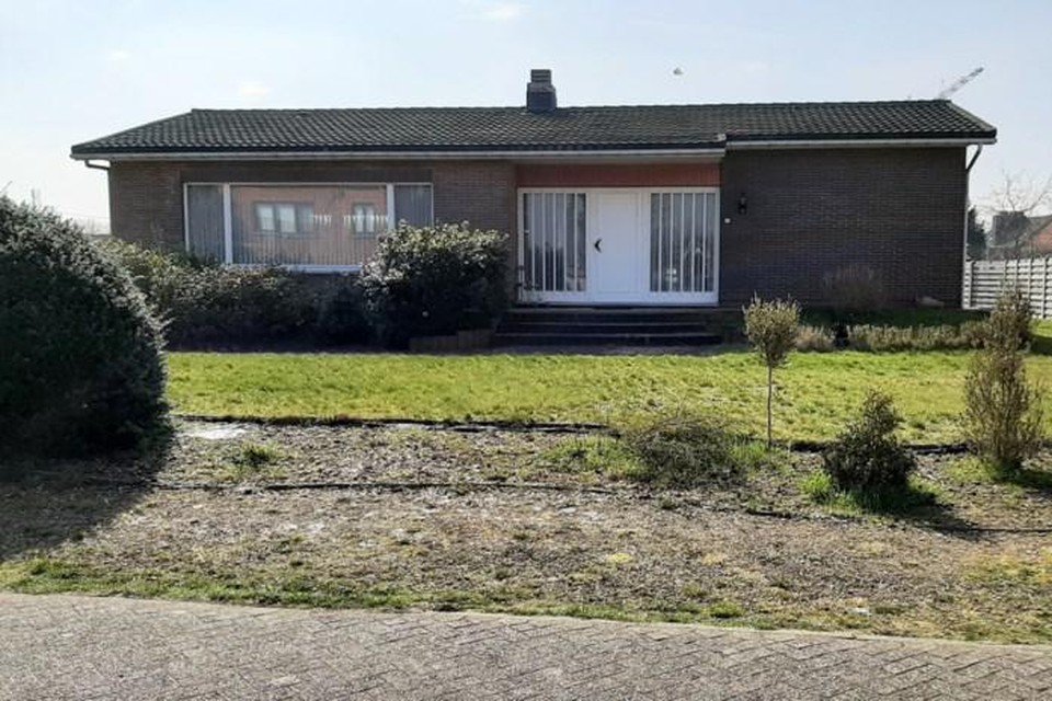 In deze woning aan Leyndekker in Laakdal vond in juli vorig jaar de brutale home invasion plaats.