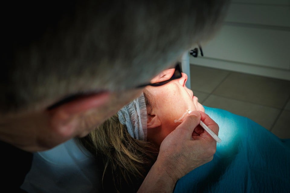 Dokter Roger Jaeken: “Er is veel mogelijk zonder chirurgische ingrepen.”